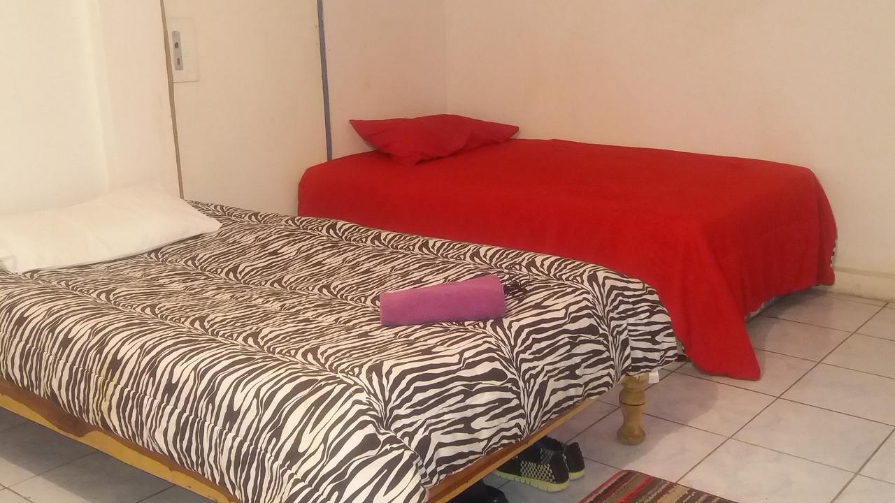 Kumunzi Backpackers Hostel Lusaka Buitenkant foto