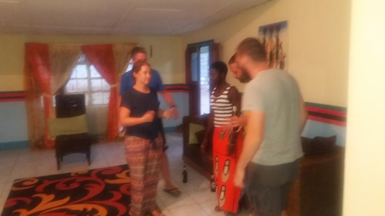 Kumunzi Backpackers Hostel Lusaka Buitenkant foto