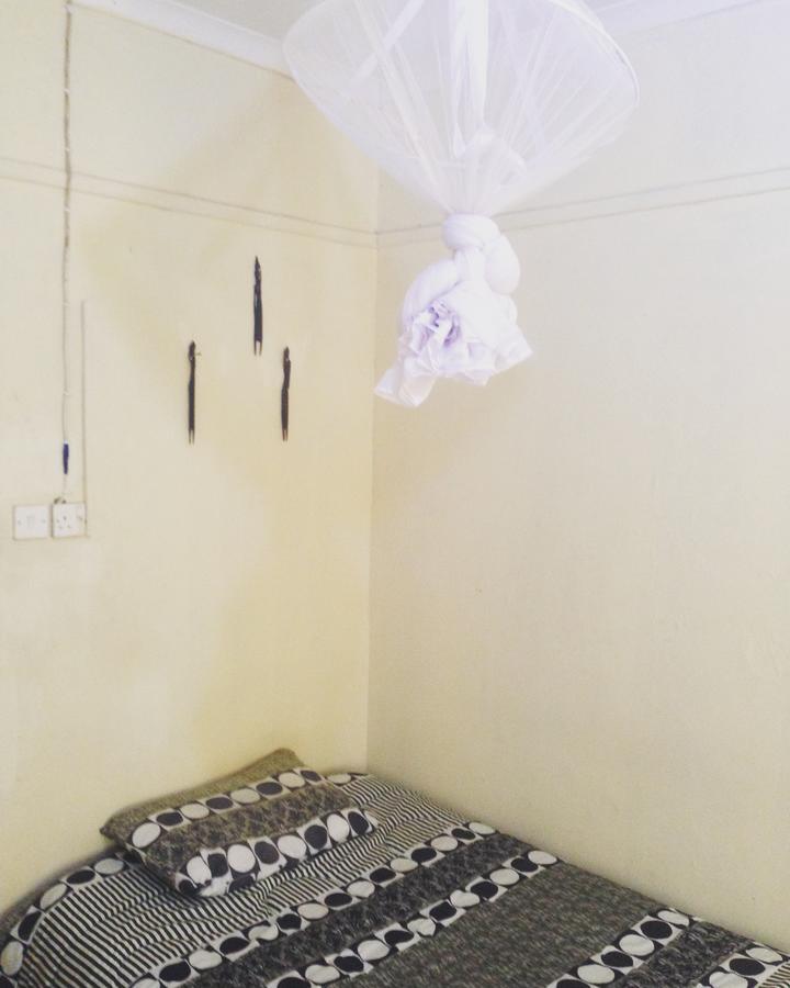 Kumunzi Backpackers Hostel Lusaka Buitenkant foto