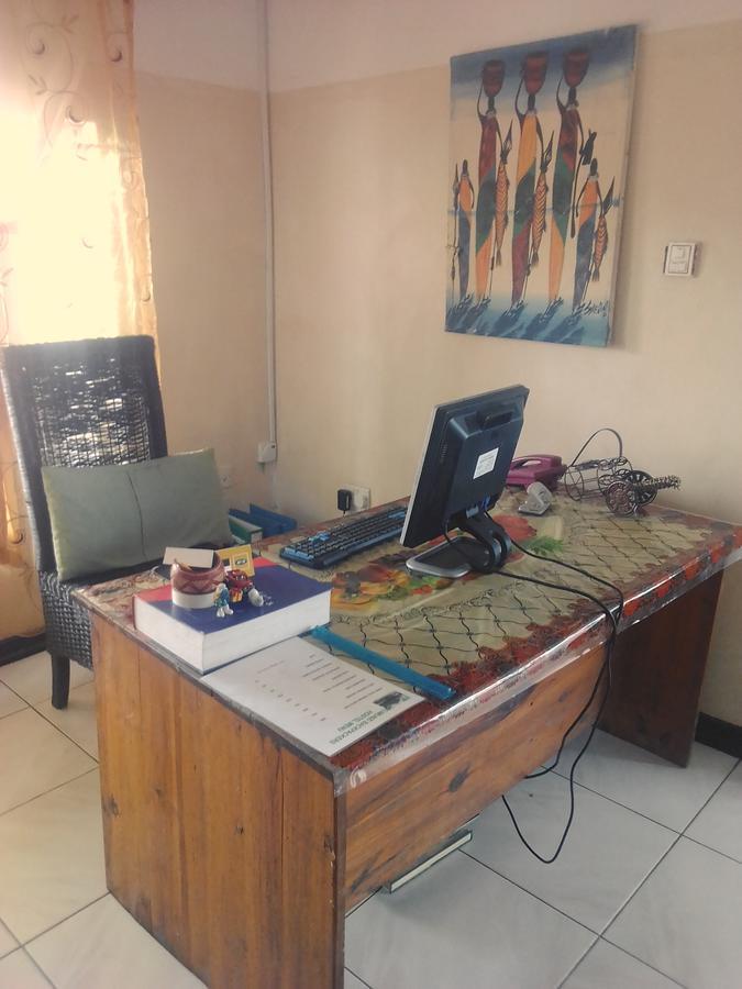 Kumunzi Backpackers Hostel Lusaka Buitenkant foto